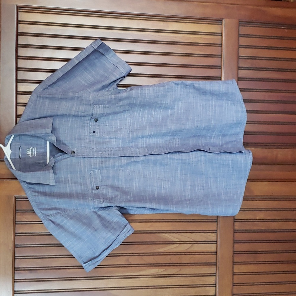 Izod Short Sleeve Button-Down Shirt